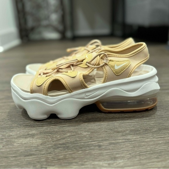Nike Shoes - Nike WMNS AIR MAX KOKO SANDAL NA sz 11